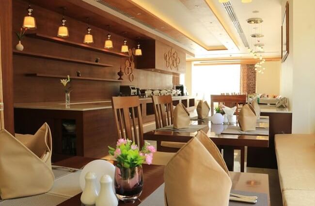 eastern palace hotel 3