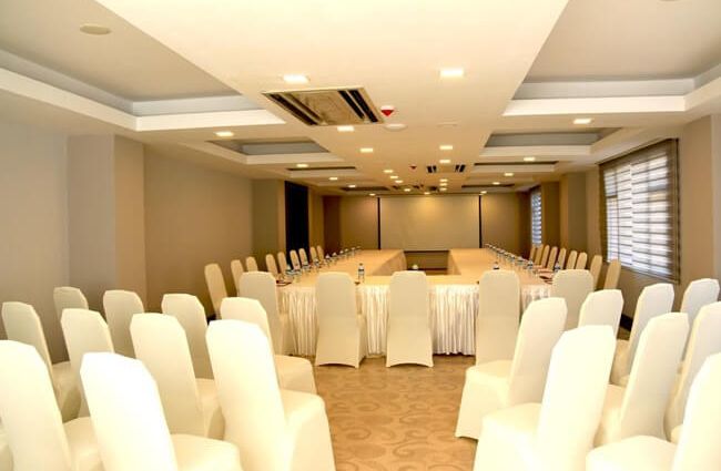 eastern palace hotel 5