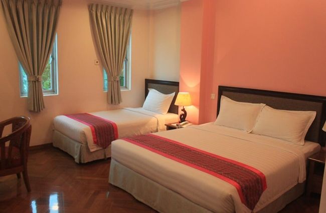 grand laurel hotel 5